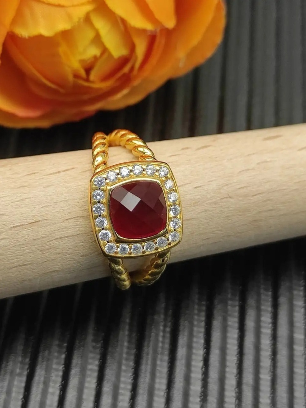 DY Rings - Picture 2 of 4